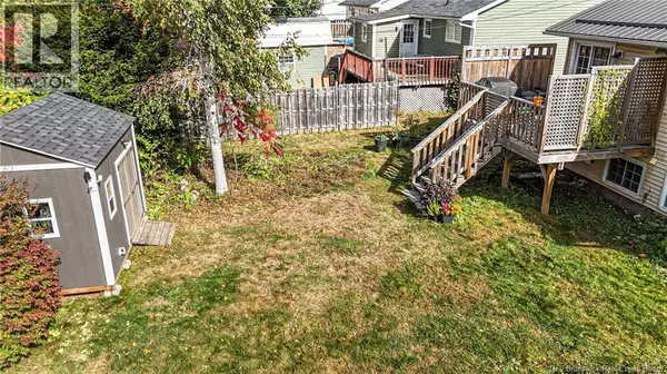 Fredericton, NB E3A2G9,50 Lilac Crescent