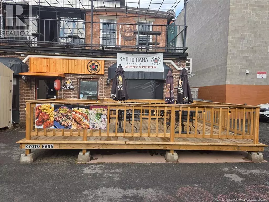 Fredericton, NB E3B1B2,366 Queen Street