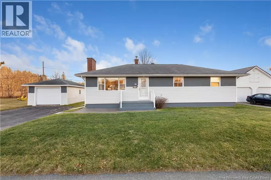 18 Park Drive, Miramichi, NB E1N2Y9