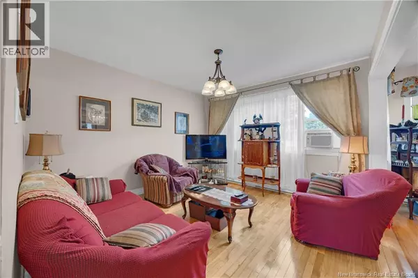 Saint John, NB E2M2R7,432 Fundy Drive