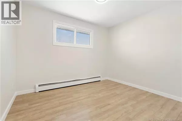 Moncton, NB E1C8C5,25-27 Whitney Avenue