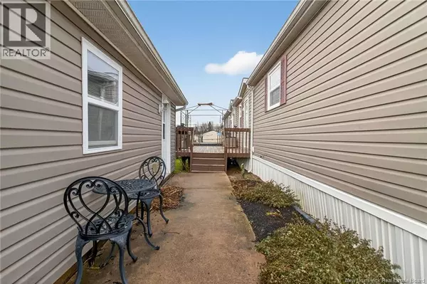 Dieppe, NB E1A5J5,22 Tobique Lane