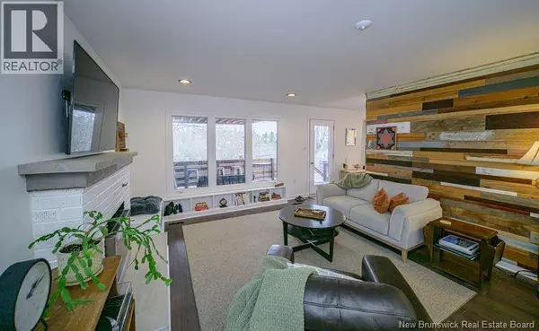 Fredericton, NB E3A4A3,361 Canada Street