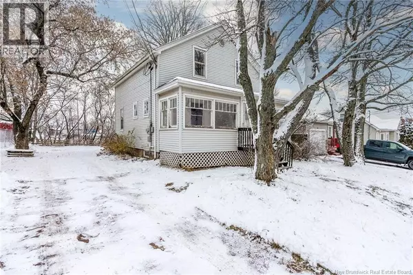 67 Oakland Avenue, Moncton, NB E1C7N9