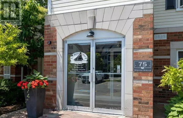 Clarington (newcastle), ON L1B0B6,75 Shipway AVE #209