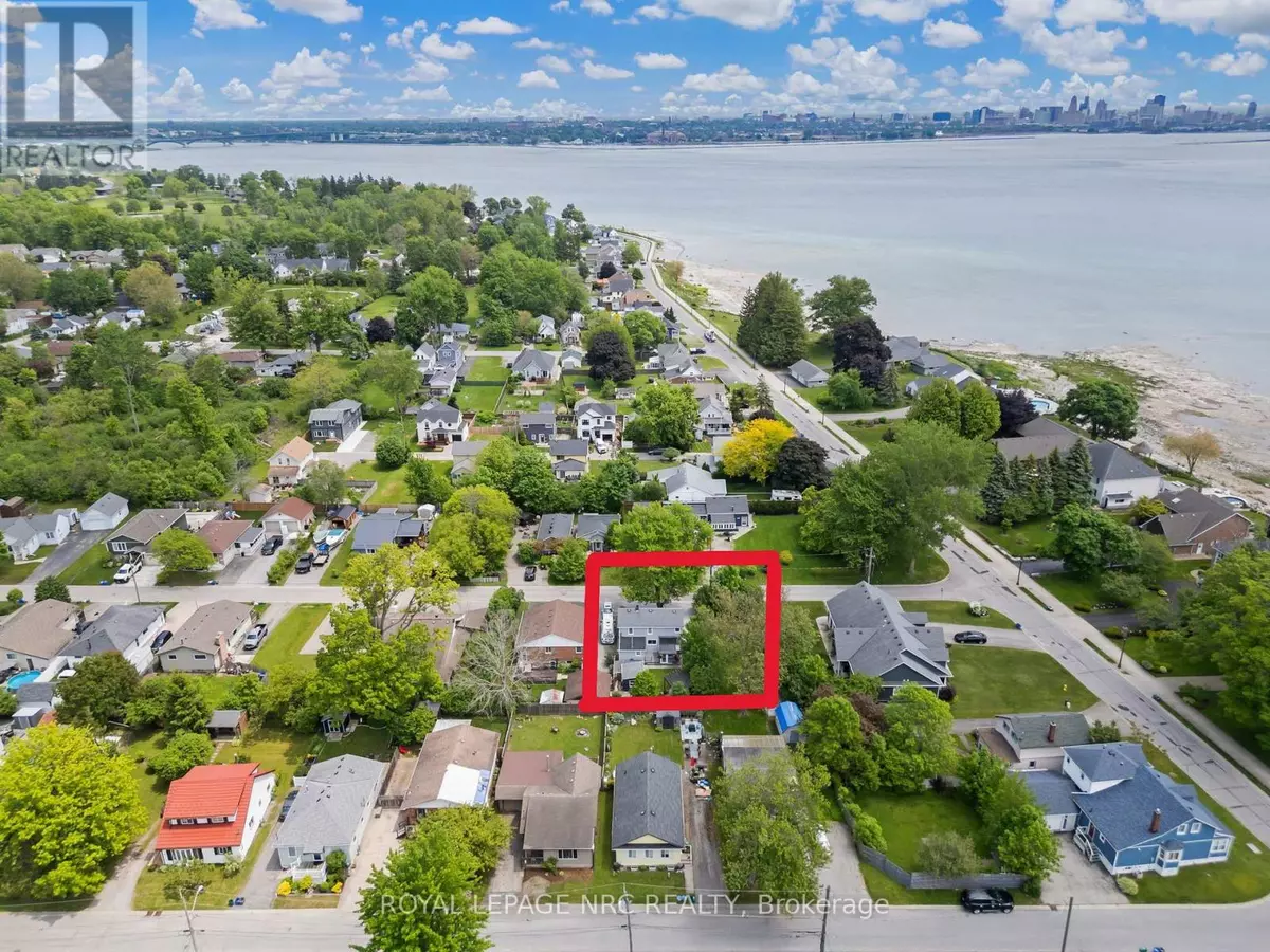 Fort Erie (lakeshore), ON L2A5L8,17 WINDSOR AVENUE