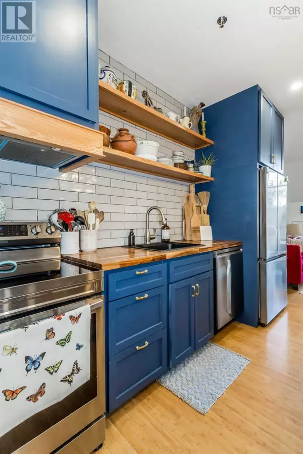 Annapolis Royal, NS B0S1A0,151 Ritchie ST #204