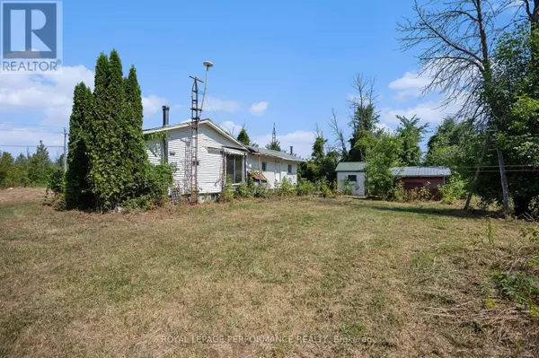 South Stormont, ON K0C1V0,3796 COUNTY RD 12 ROAD
