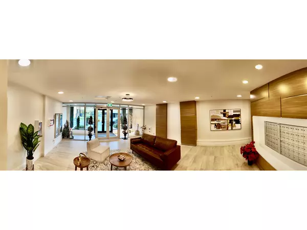 Harrison Hot Springs, BC V0M1K0,120 ESPLANADE AVE #201