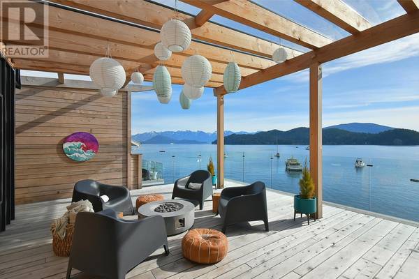 466 MARINE DRIVE, Gibsons, BC V0N1V0