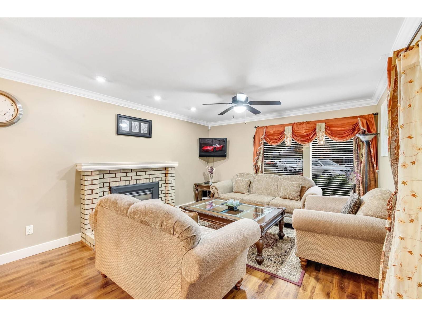 Surrey, BC V3W5W2,6725 134A STREET