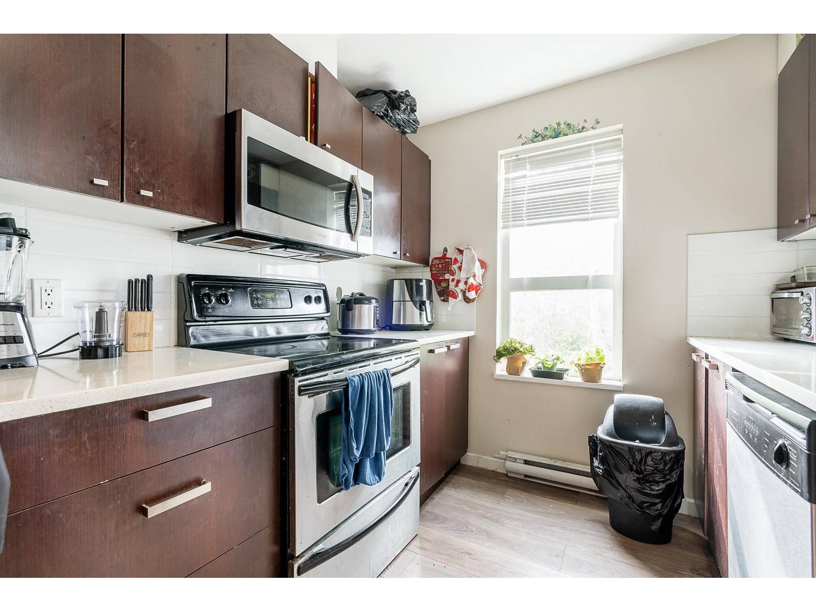 Surrey, BC V4N0Z9,18755 68 #204