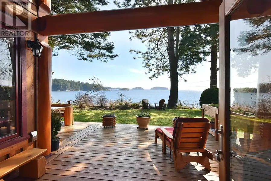 667 FRANKLIN ROAD, Gibsons, BC V0N1V8