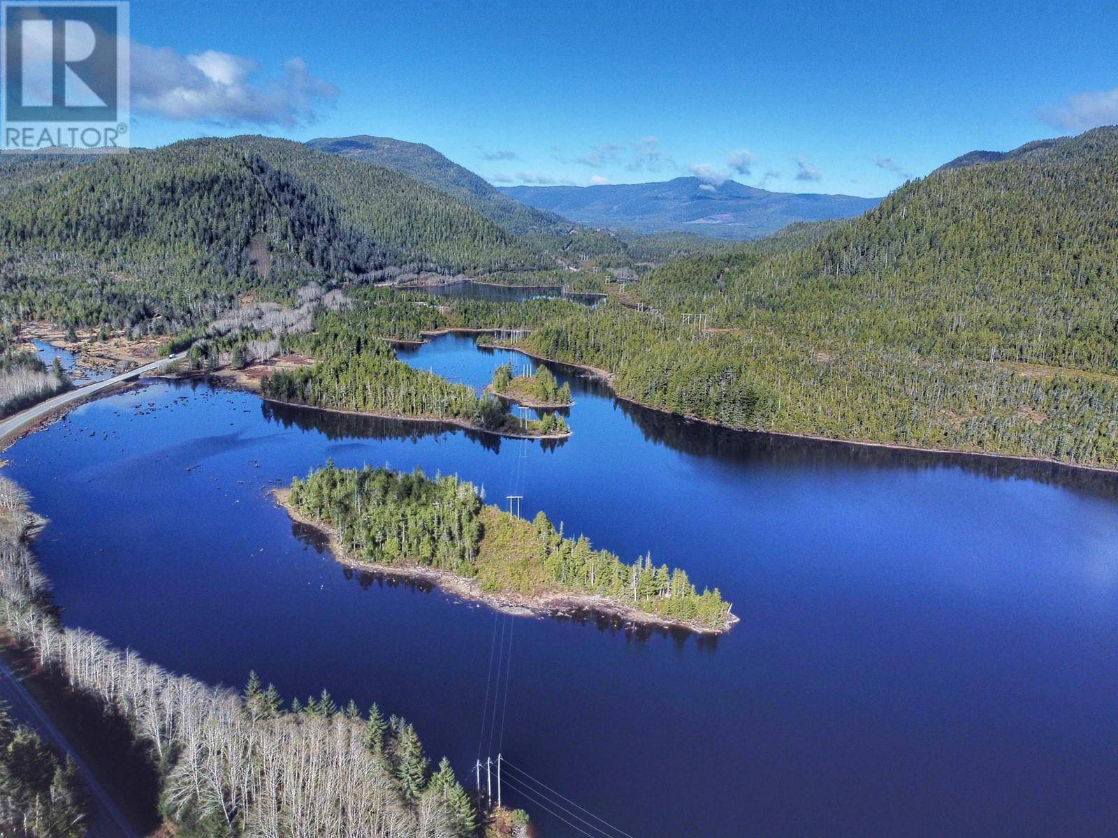 Port Edward, BC V0V1G0,972 16 HWY #DL