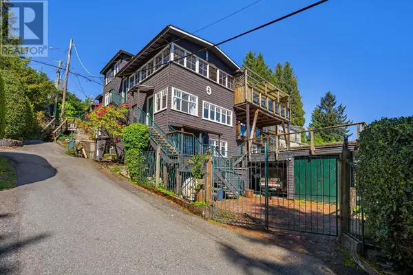 West Vancouver, BC V7V1M9,3396 MARINE DRIVE