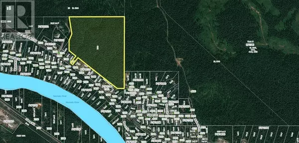 2099 NECHAKO RD #DL, Prince George, BC V2K4Z5
