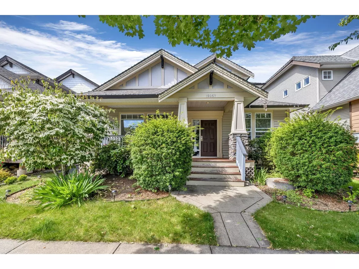 Surrey, BC V4N0B7,19257 69 AVENUE