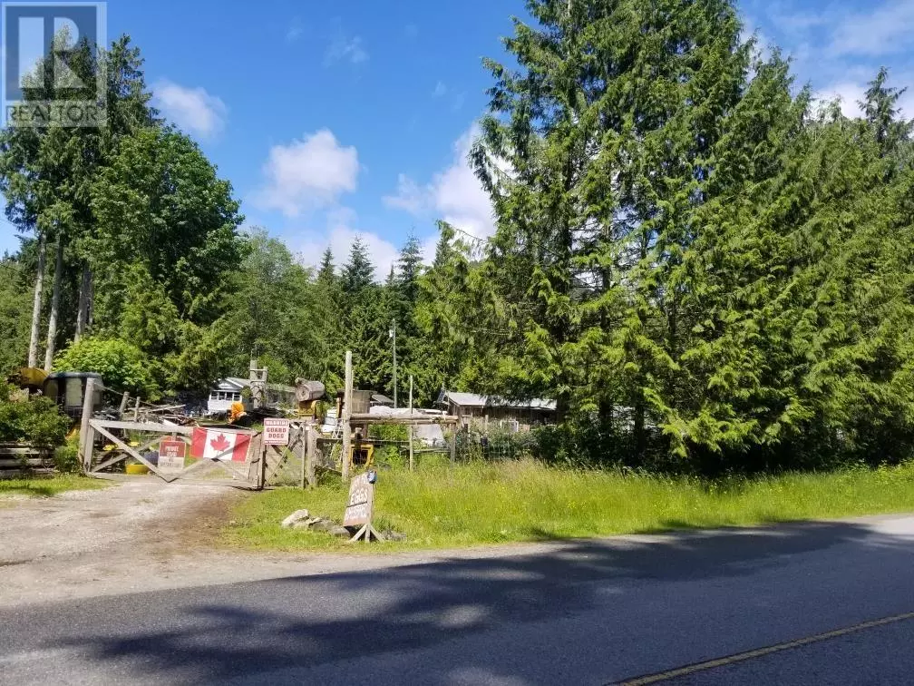 Sechelt, BC V7Z0N4,6229 MASON ROAD