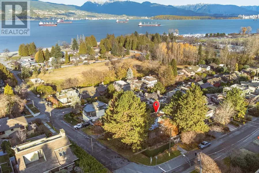 4489 W 2ND AVENUE, Vancouver, BC V6R1K6