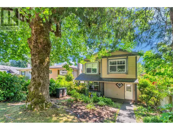 1553 BURRILL AVENUE, North Vancouver, BC V7K1L8