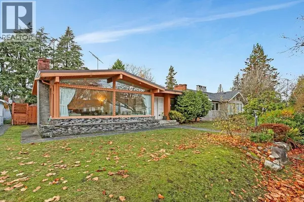 Vancouver, BC V5Z3X4,6349 FREMLIN STREET