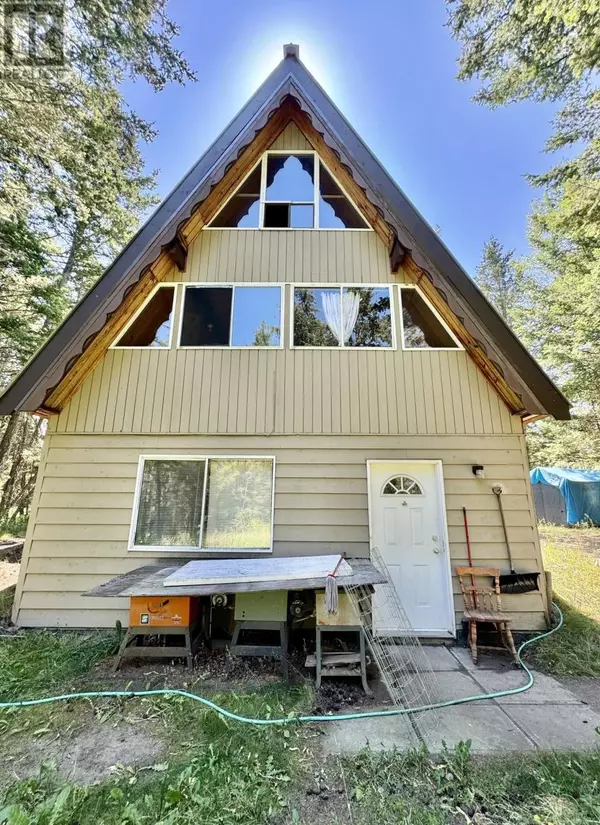 108 Mile Ranch, BC V0K2Z0,4764 MONEEYAW ROAD