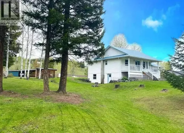 103 Mile House, BC V0K2E1,5571 LAKESIDE COURT