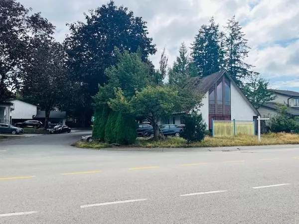 Surrey, BC V3W7C6,6797 128A STREET