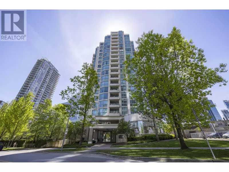 4788 HAZEL ST #1702, Burnaby, BC V5H4V9