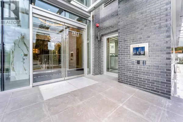 Vancouver, BC V6P0J8,7433 CAMBIE ST #2104