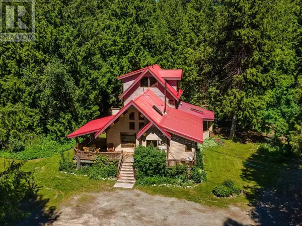 Pemberton, BC V0N2L2,7700 PEMBERTON MEADOWS ROAD