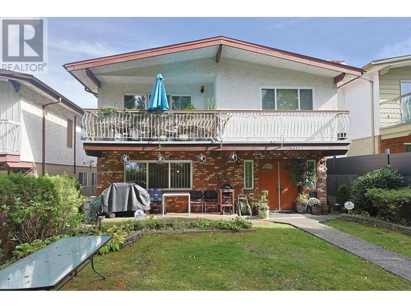 3322 SLOCAN STREET, Vancouver, BC V5M3E5