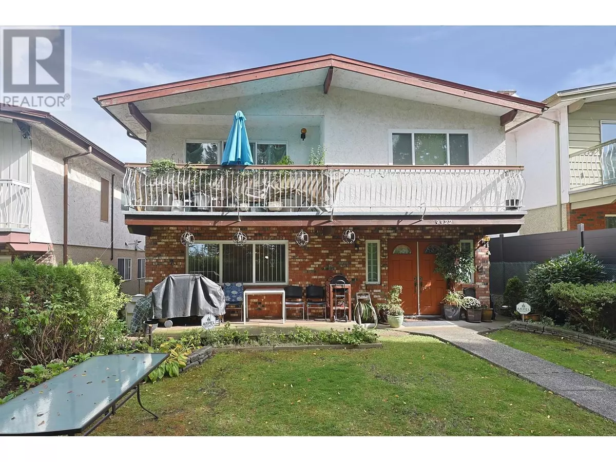 Vancouver, BC V5M3E5,3322 SLOCAN STREET