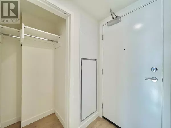 Coquitlam, BC V3K0J2,308 ALDERSON AVE #1603