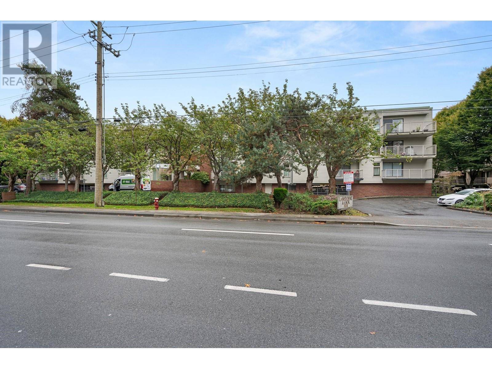 Richmond, BC V6X3G4,8500 LANSDOWNE RD #301