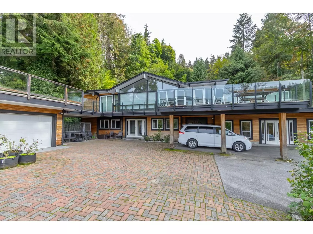 Port Moody, BC V3H4P9,4092 MARINE AVE #MAIN LEVEL