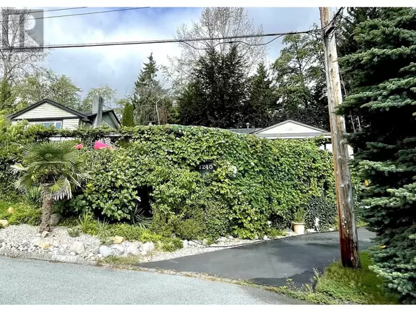 North Vancouver, BC V7J1L6,1240 EASTVIEW ROAD