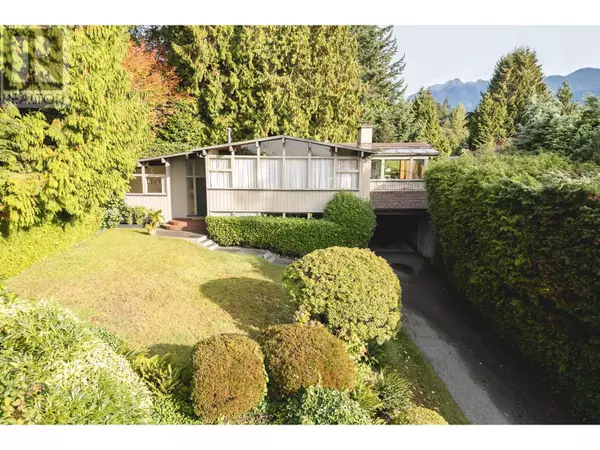 755 ANDERSON CRESCENT, West Vancouver, BC V7T1S4