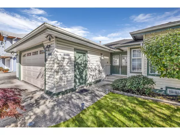 Surrey, BC V3S3Y8,6004 170 STREET