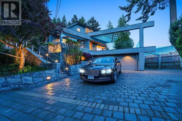 West Vancouver, BC V7V2N9,4278 MORGAN CRESCENT