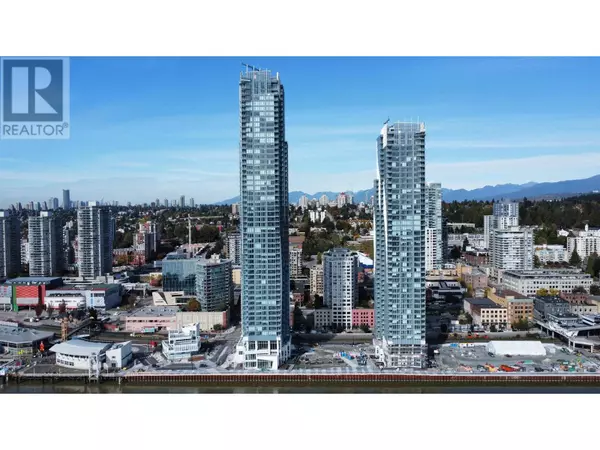 680 QUAYSIDE DR #1806, New Westminster, BC V3M0P2