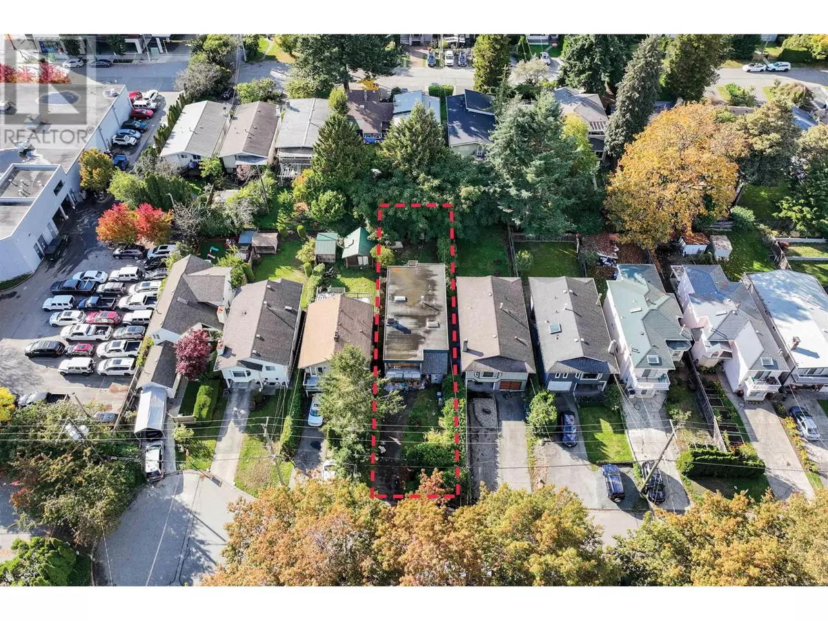 North Vancouver, BC V7P2Y6,1685 BOWSER AVENUE