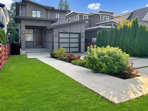 15450 RUSSELL AVENUE, White Rock, BC V4B2R3