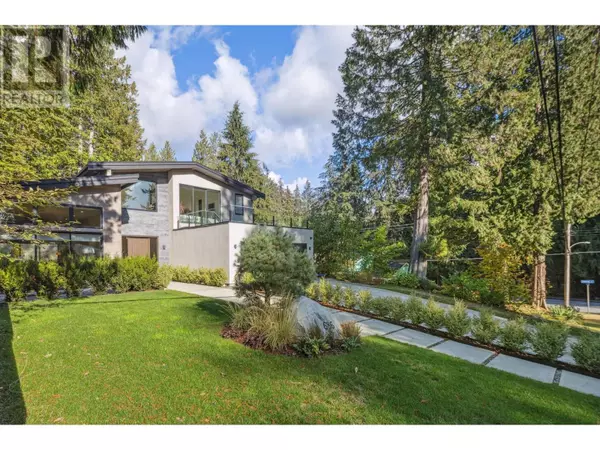 North Vancouver, BC V7N1M7,686 E OSBORNE ROAD