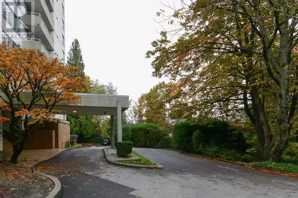 Burnaby, BC V5H1K2,4160 SARDIS ST #701