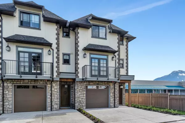 6590 FERN ST #8, Chilliwack, BC V2R2Z7