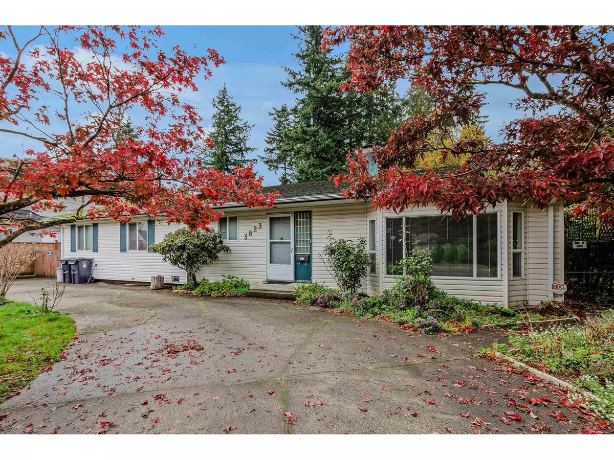 Langley, BC V3A2G2,3823 207B STREET