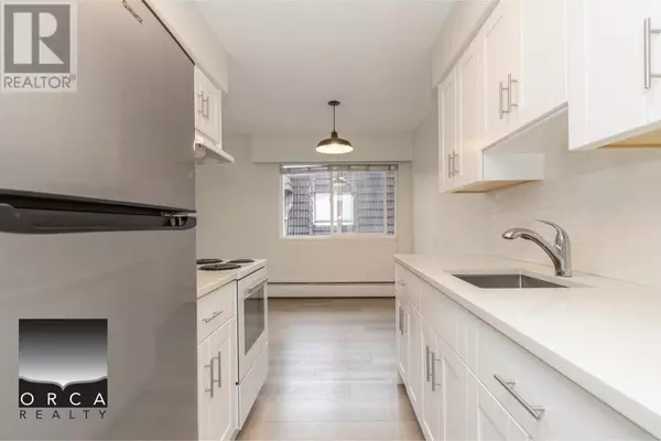 1630 CHESTERFIELD AVE #6, North Vancouver, BC V7M2N7