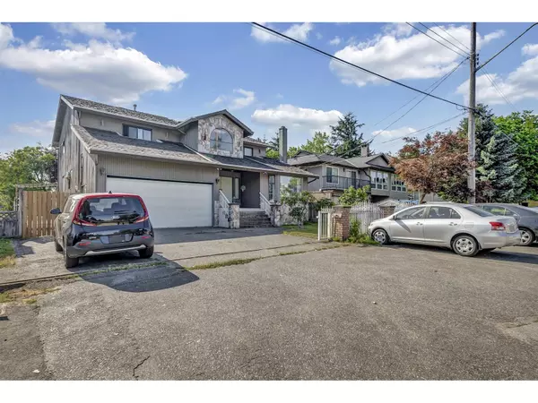 10627 138A STREET, Surrey, BC V3T4L2