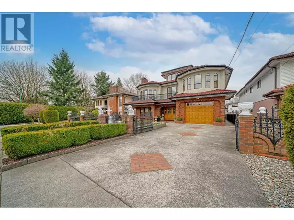 Burnaby, BC V5A1H8,7113 UNION STREET